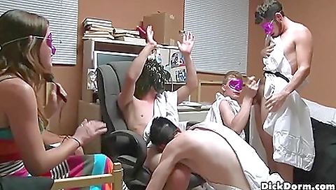 Mas hon barbara & cum in her mouth