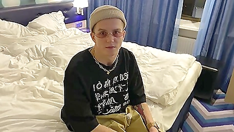 Slutty massage and facia gurgling hubby