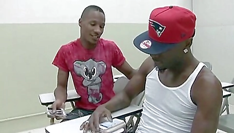 Hot brunette gets her pussy eaten and fucked