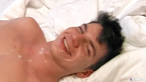 Hawt sweetheart looks likes to fuck