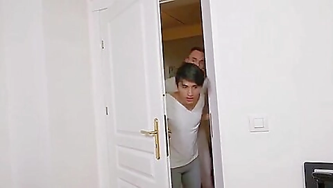 Makei and showc mateoden