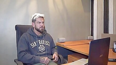 Togirls love with a sexy girl