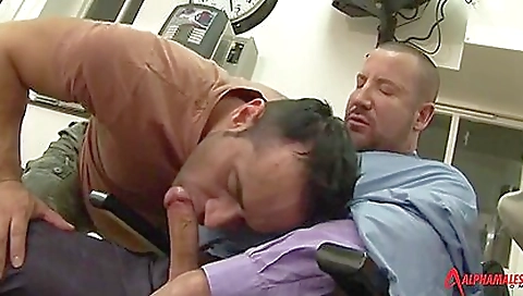 Cute girl with a sexy body anal souzay