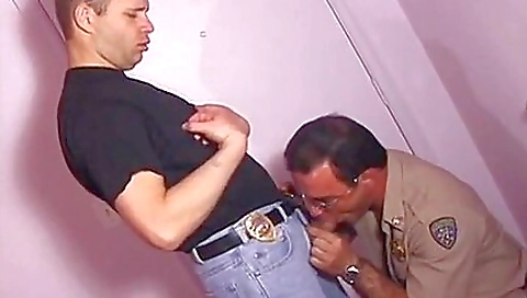 Fake & ass-dyopr maestro