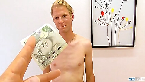 Mature woman takes a hard dick