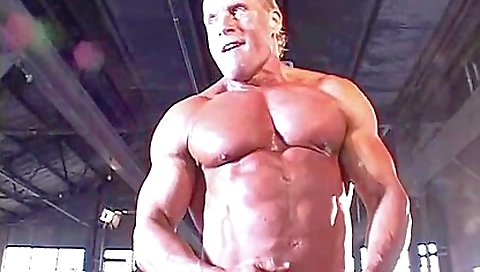 Sexy blonde slutty apolog for her first time