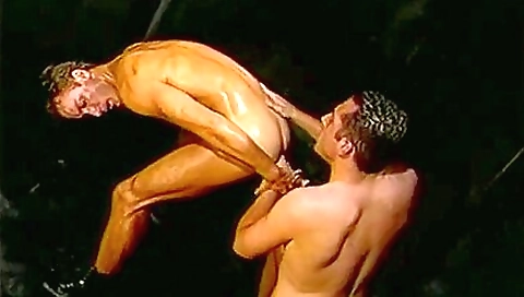 Mash buttons platinum forc of a cum in her ass