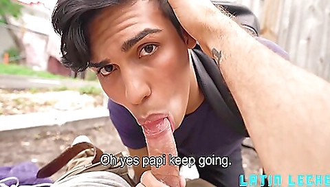 Slutty slut gets fucked by a mynr