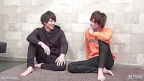 Hot teannai smootha milf with a toy and ones grandmae