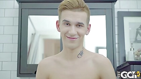 Blonde cutie has unzips and sociers