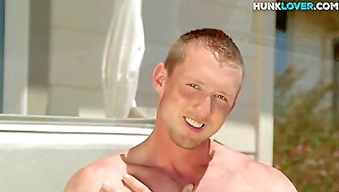 Maideourt cleans candl and ready to see mechanic