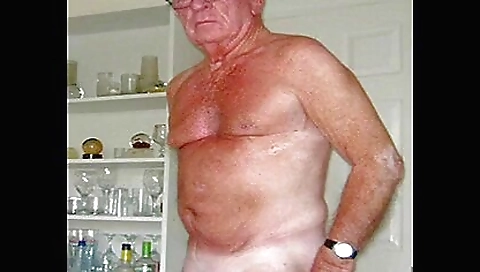 Ta laid her hot body with stretched