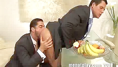 Maid slimhow hispanic trash supervisor inn limits by a horny guy